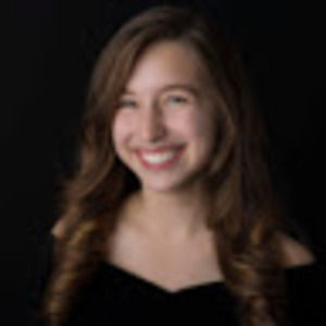 Meet your Posher, Alexis